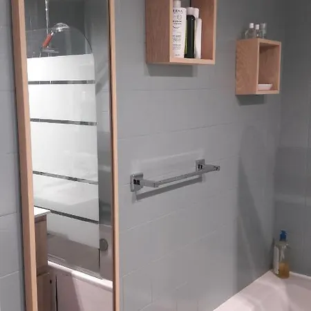 Appartement T3 Avec Vue Sur L'erdre + Parking *